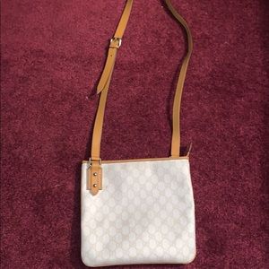 Vintage Gucci crossbody bag